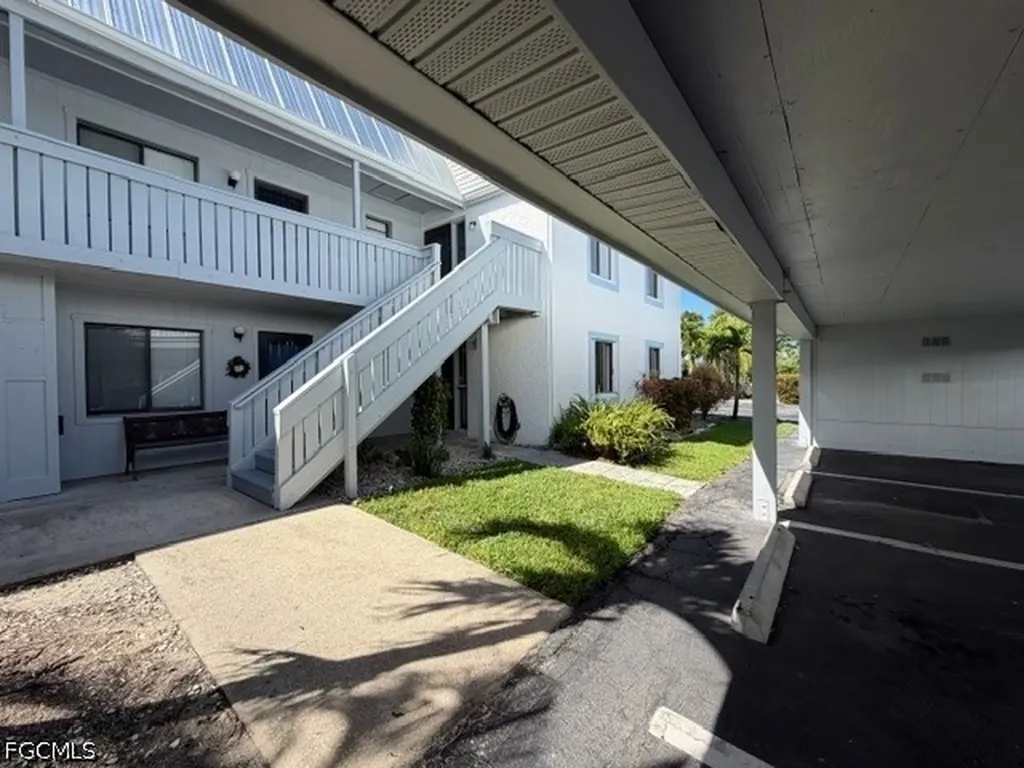 3914 Orange Grove Boulevard North Fort Myers FL 33903