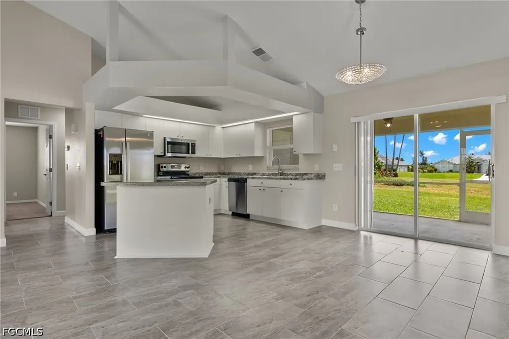 3919 SW 14th Avenue Cape Coral FL 33914