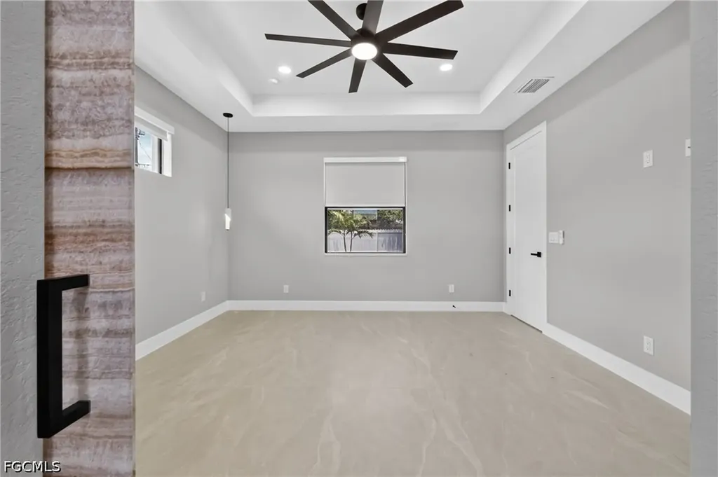 610 NW 2nd Place Cape Coral FL 33993