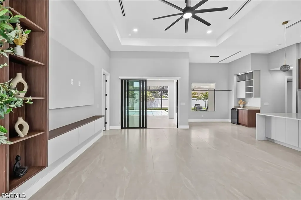 610 NW 2nd Place Cape Coral FL 33993