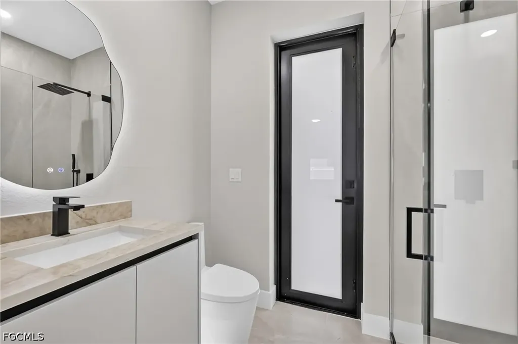 610 NW 2nd Place Cape Coral FL 33993