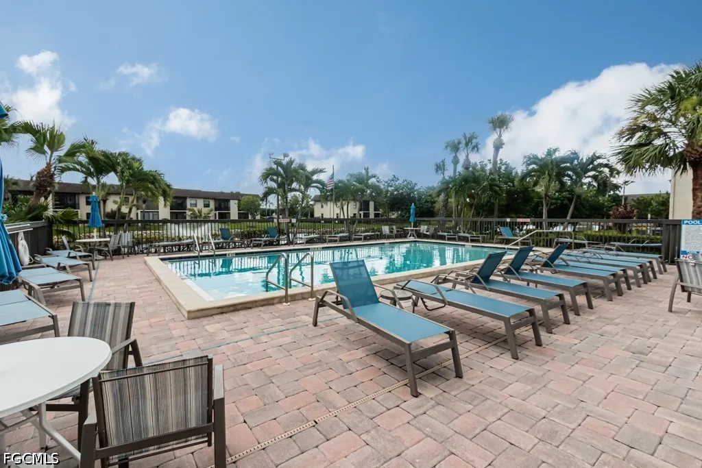 9275 Lake Park Drive Fort Myers FL 33919