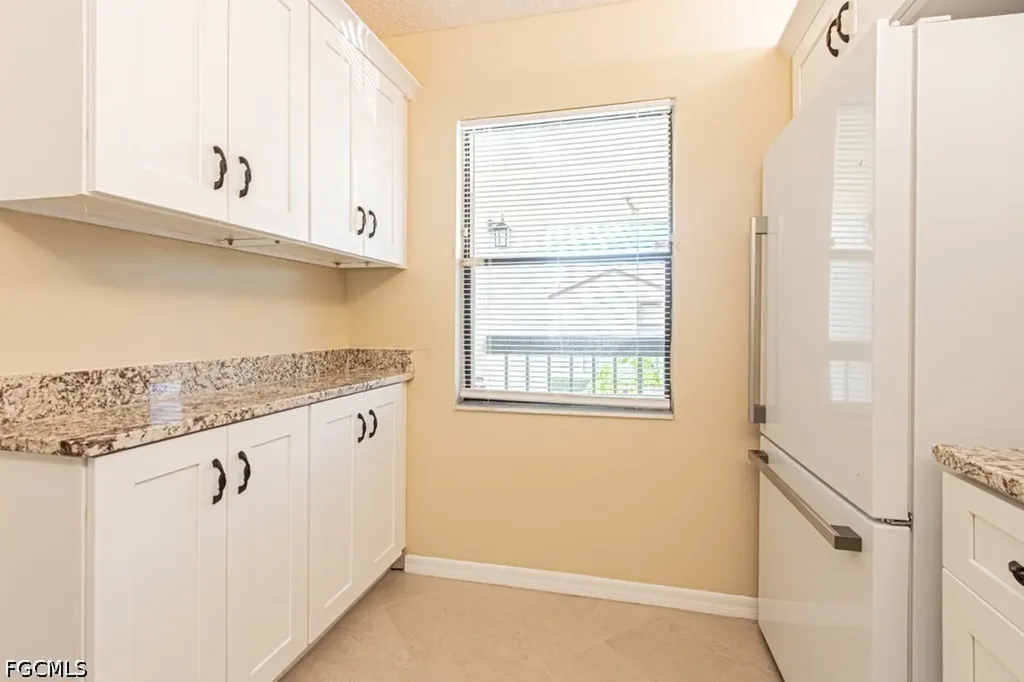 9275 Lake Park Drive Fort Myers FL 33919