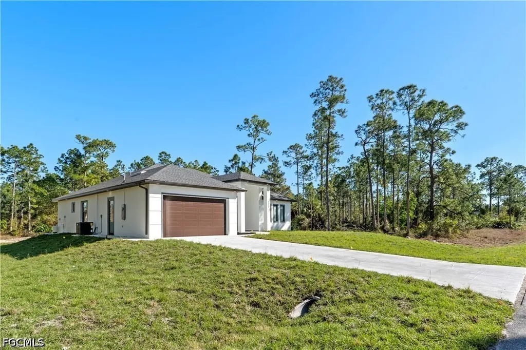 1112 Calvin Avenue Lehigh Acres FL 33972