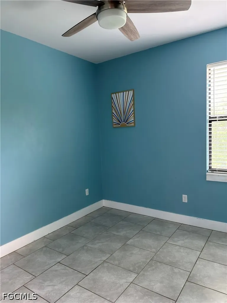 1504 SW Santa Barbara Place Cape Coral FL 33991