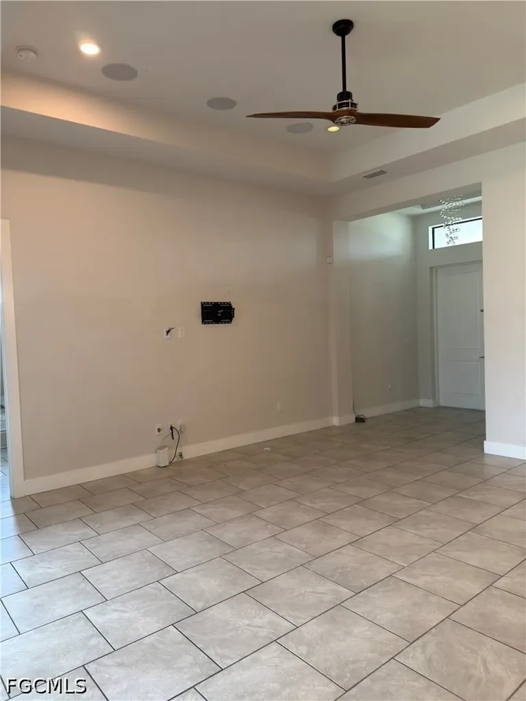 1504 SW Santa Barbara Place Cape Coral FL 33991