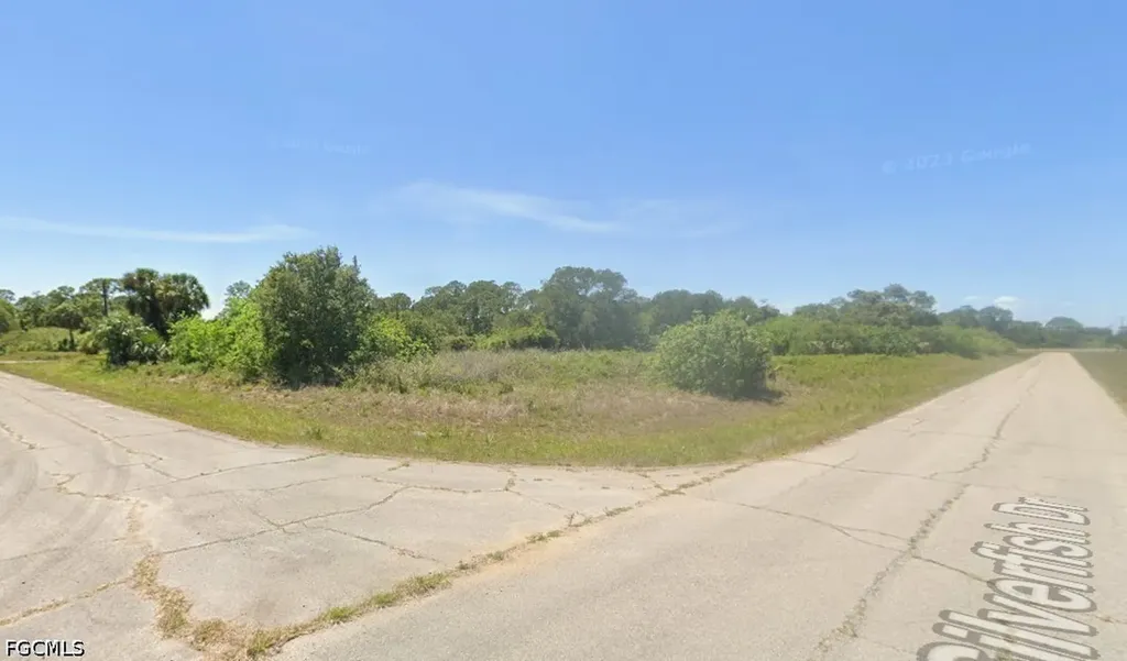 1118 Silverfish Drive Labelle FL 33935