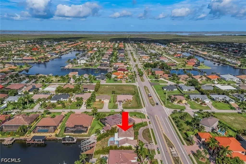 2502 Cape Coral Parkway W Cape Coral FL 33914