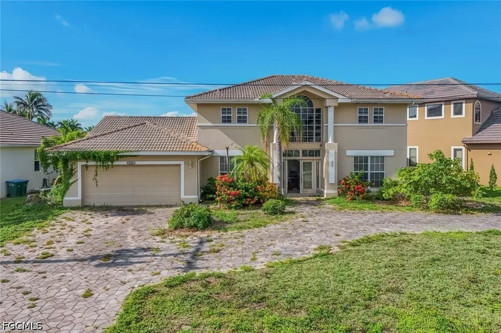 2502 Cape Coral Parkway W Cape Coral FL 33914