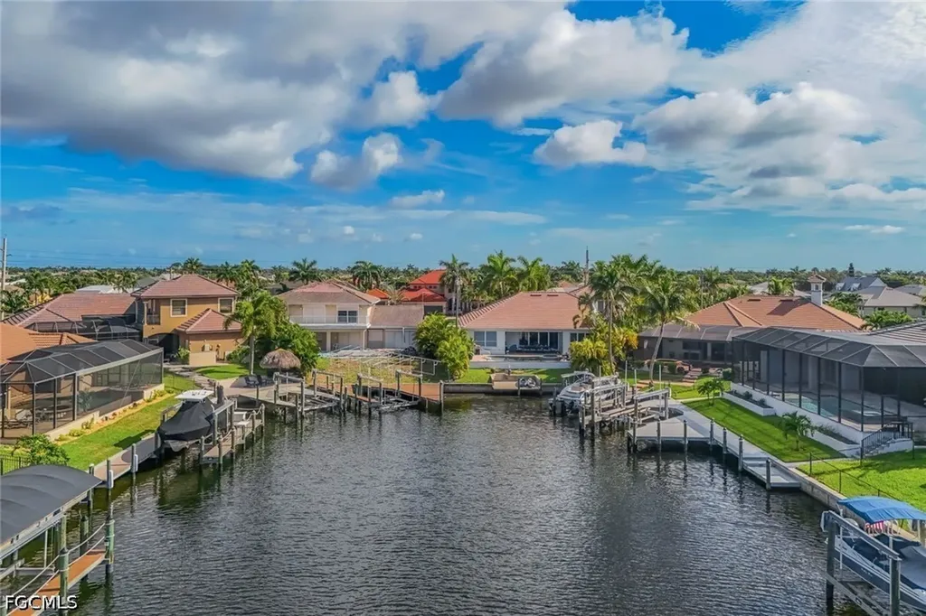 2502 Cape Coral Parkway W Cape Coral FL 33914
