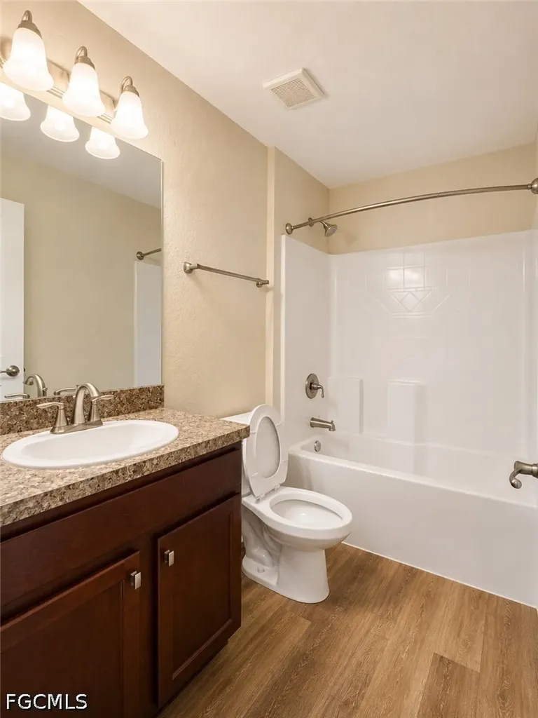 2600 NW 1st Place Cape Coral FL 33993