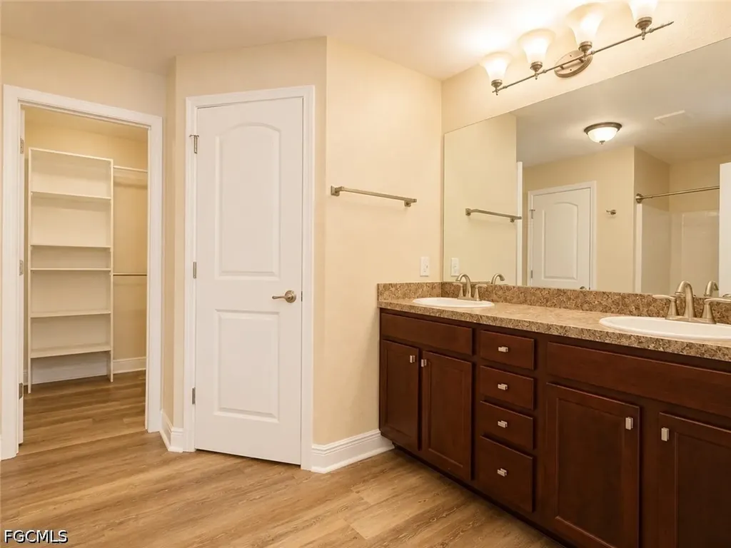 2600 NW 1st Place Cape Coral FL 33993
