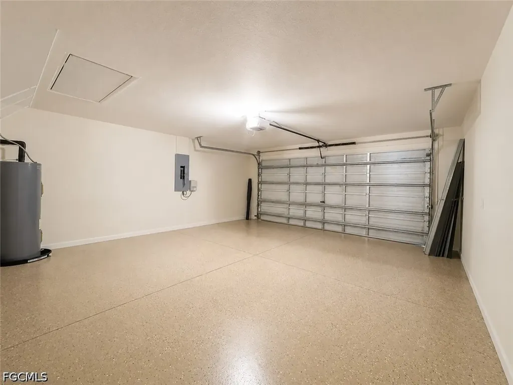 2600 NW 1st Place Cape Coral FL 33993