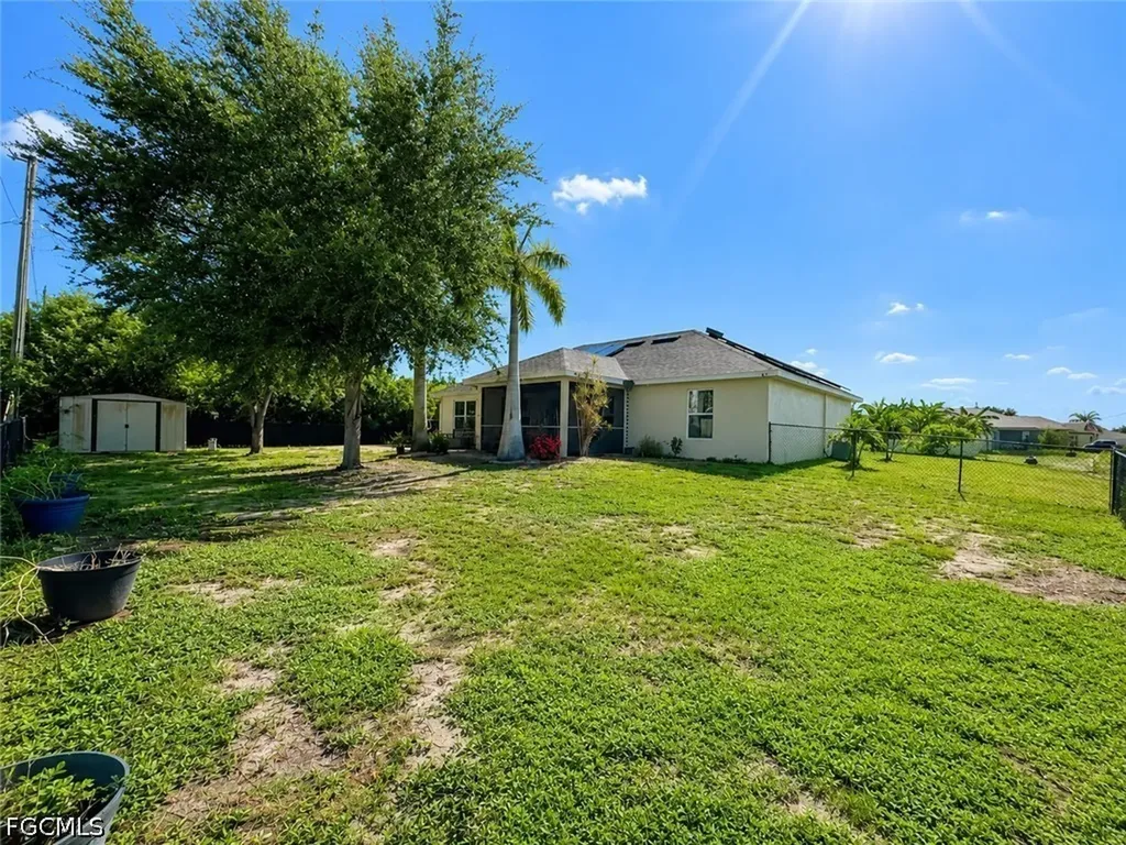 2600 NW 1st Place Cape Coral FL 33993