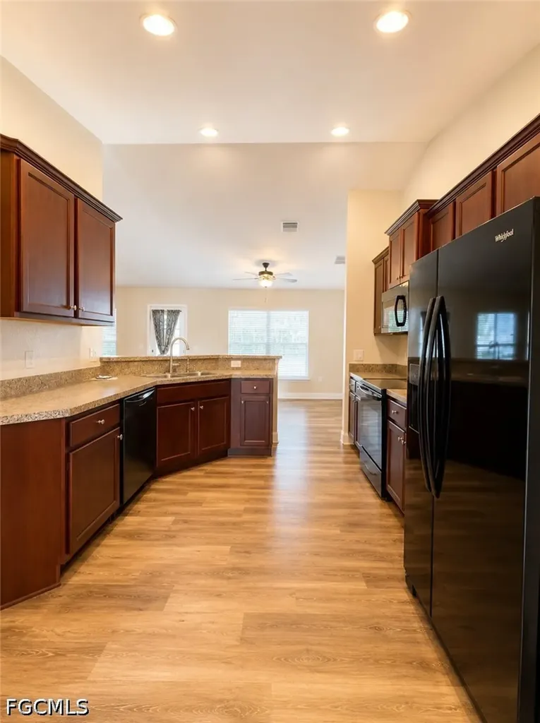 2600 NW 1st Place Cape Coral FL 33993