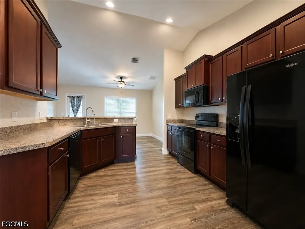 2600 NW 1st Place Cape Coral FL 33993