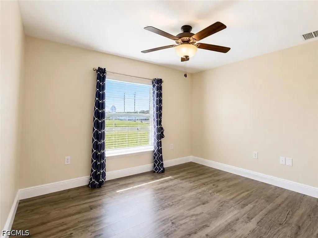 2600 NW 1st Place Cape Coral FL 33993