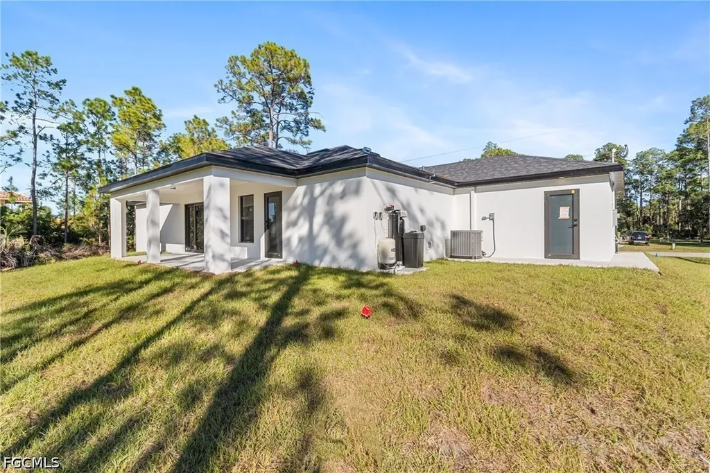 1103 Williams Avenue Lehigh Acres FL 33972