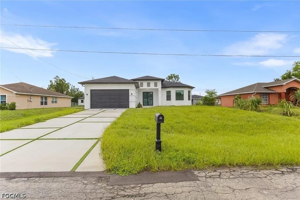 3513 20 Street SW Lehigh Acres FL 33976
