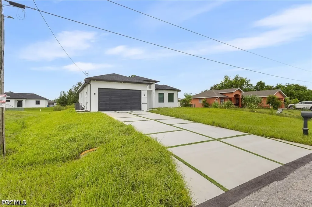 3513 20 Street SW Lehigh Acres FL 33976