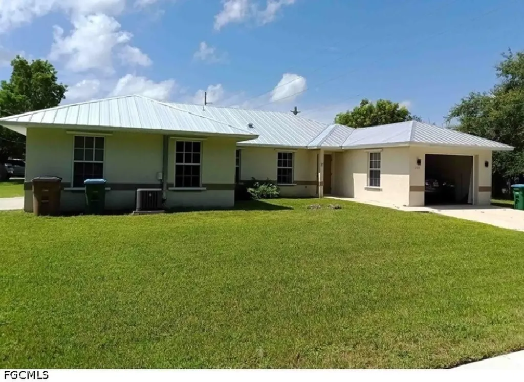 2410 NE 6th Street Cape Coral FL 33909