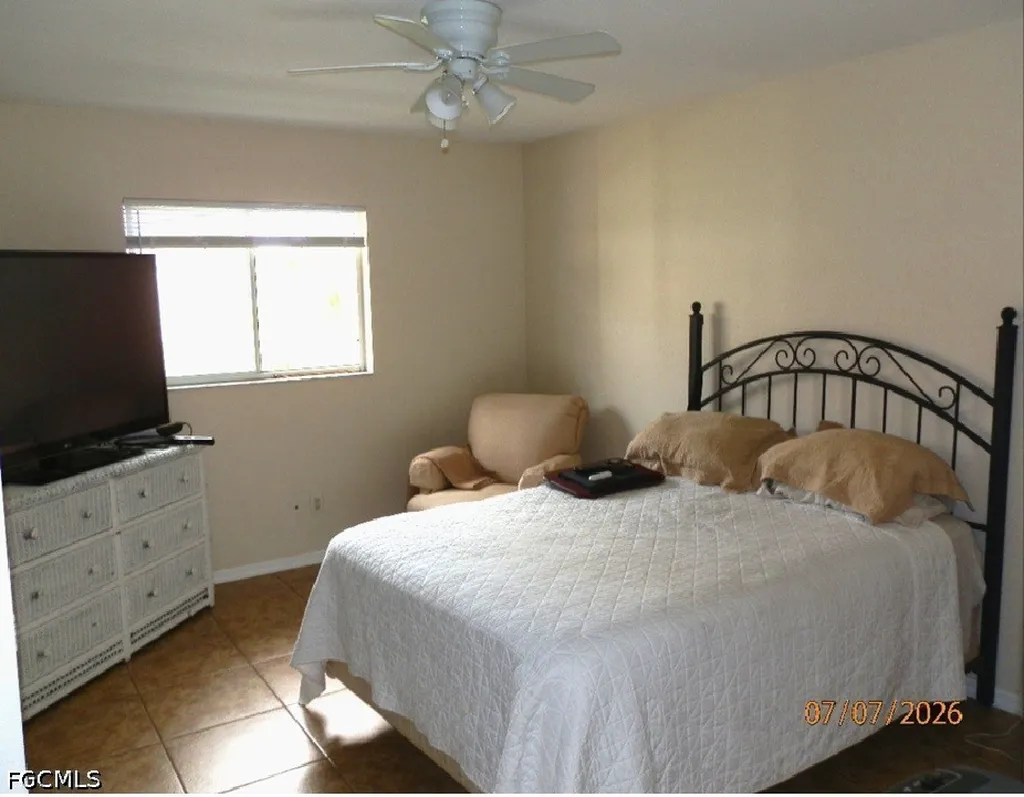 2410 NE 6th Street Cape Coral FL 33909
