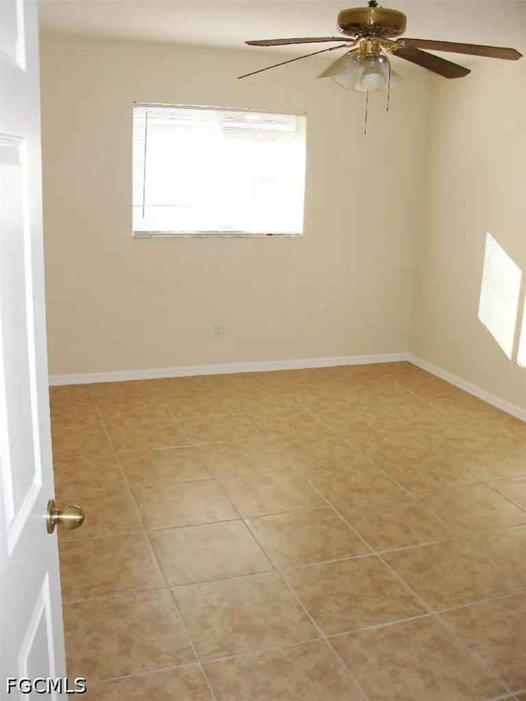 2410 NE 6th Street Cape Coral FL 33909