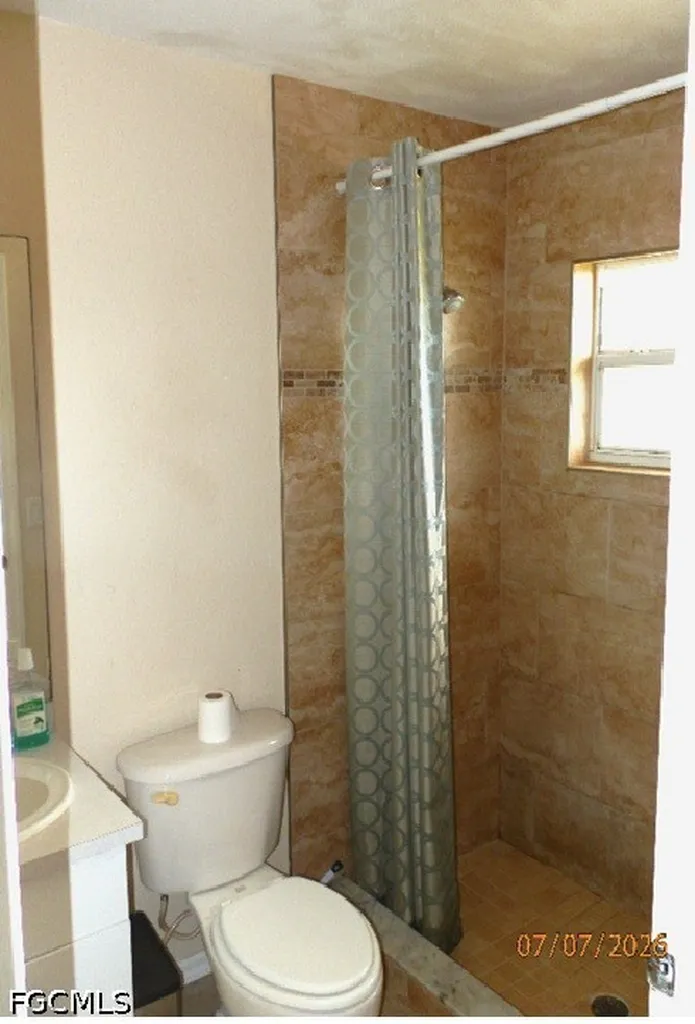 2410 NE 6th Street Cape Coral FL 33909