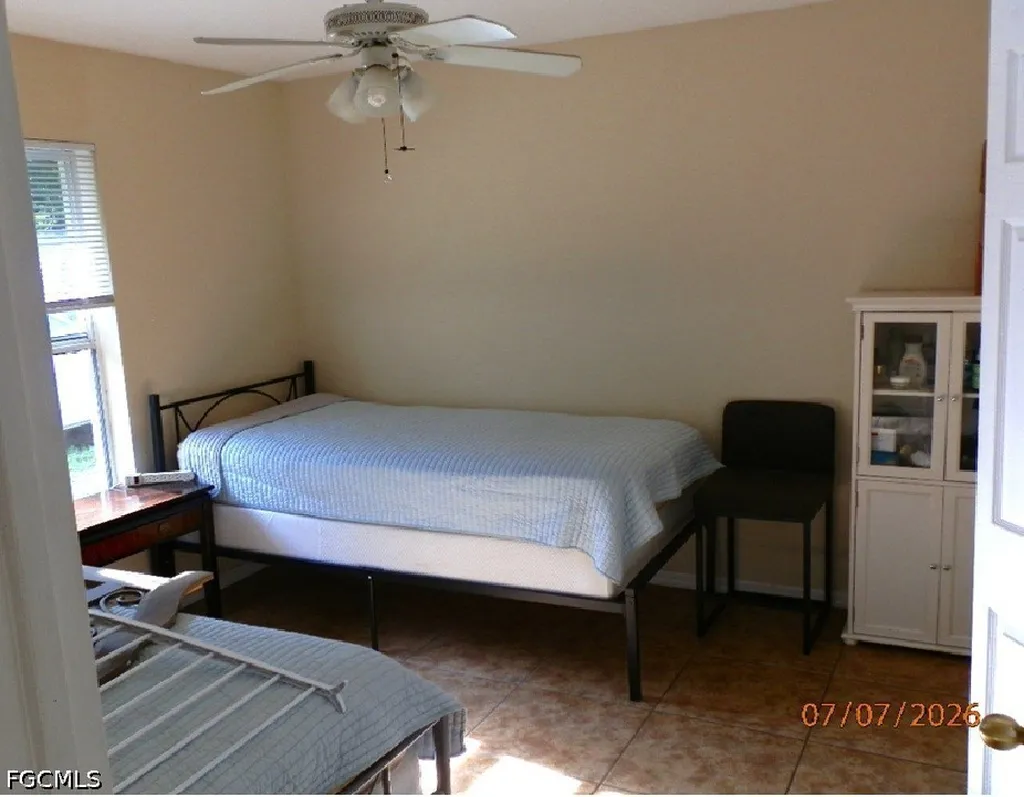 2410 NE 6th Street Cape Coral FL 33909