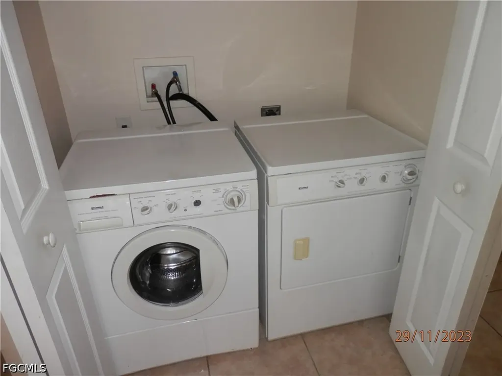 2410 NE 6th Street Cape Coral FL 33909