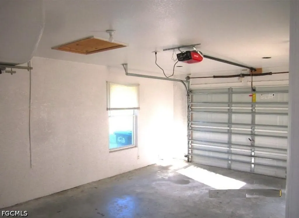 2410 NE 6th Street Cape Coral FL 33909