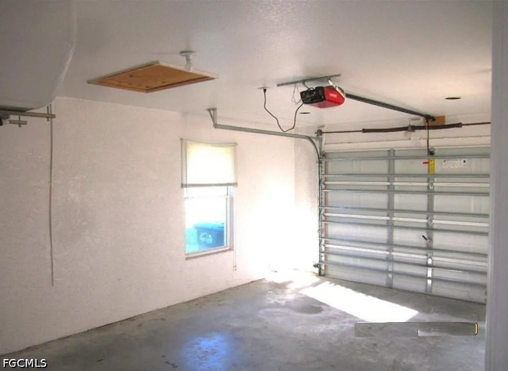 2410 NE 6th Street Cape Coral FL 33909