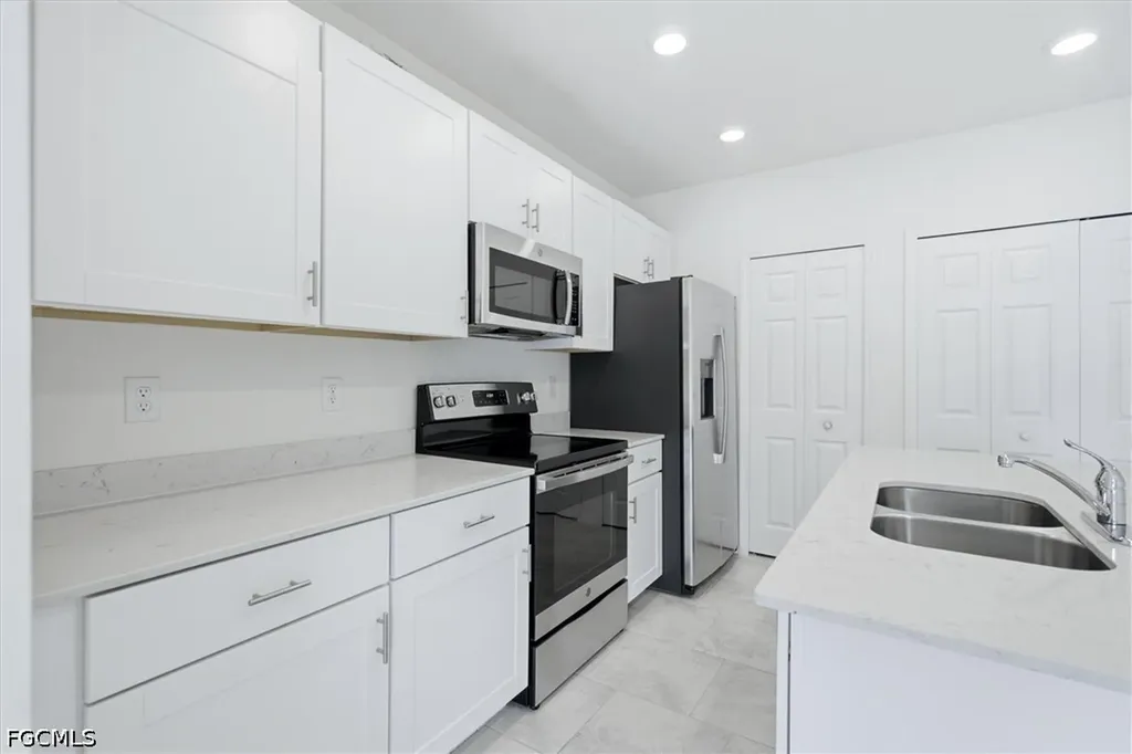 14032 Oviedo Place Fort Myers FL 33905