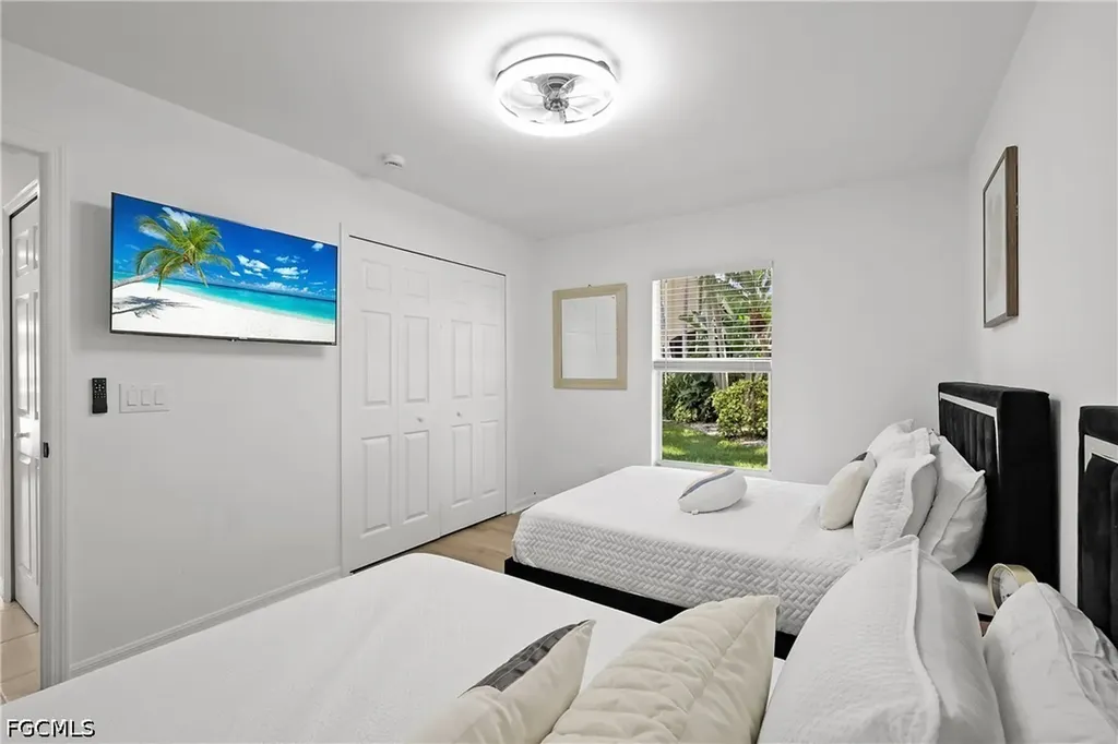 1801 Everest Parkway Cape Coral FL 33904