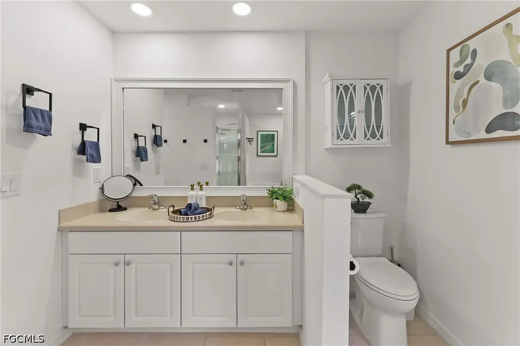 1801 Everest Parkway Cape Coral FL 33904
