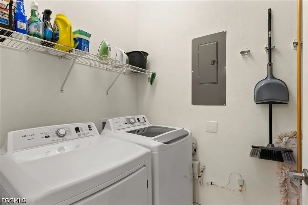 8641 Piazza Del Lago Circle Estero FL 33928