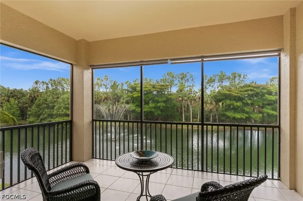 8641 Piazza Del Lago Circle Estero FL 33928