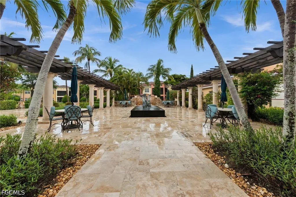 8641 Piazza Del Lago Circle Estero FL 33928