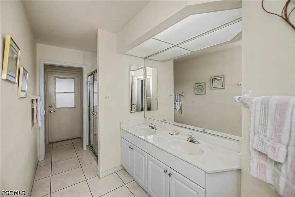 2606 SE 21st Avenue Cape Coral FL 33904