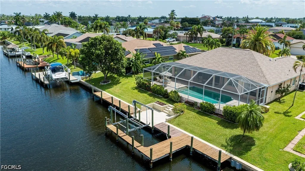 2606 SE 21st Avenue Cape Coral FL 33904