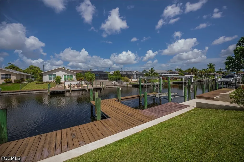 2606 SE 21st Avenue Cape Coral FL 33904