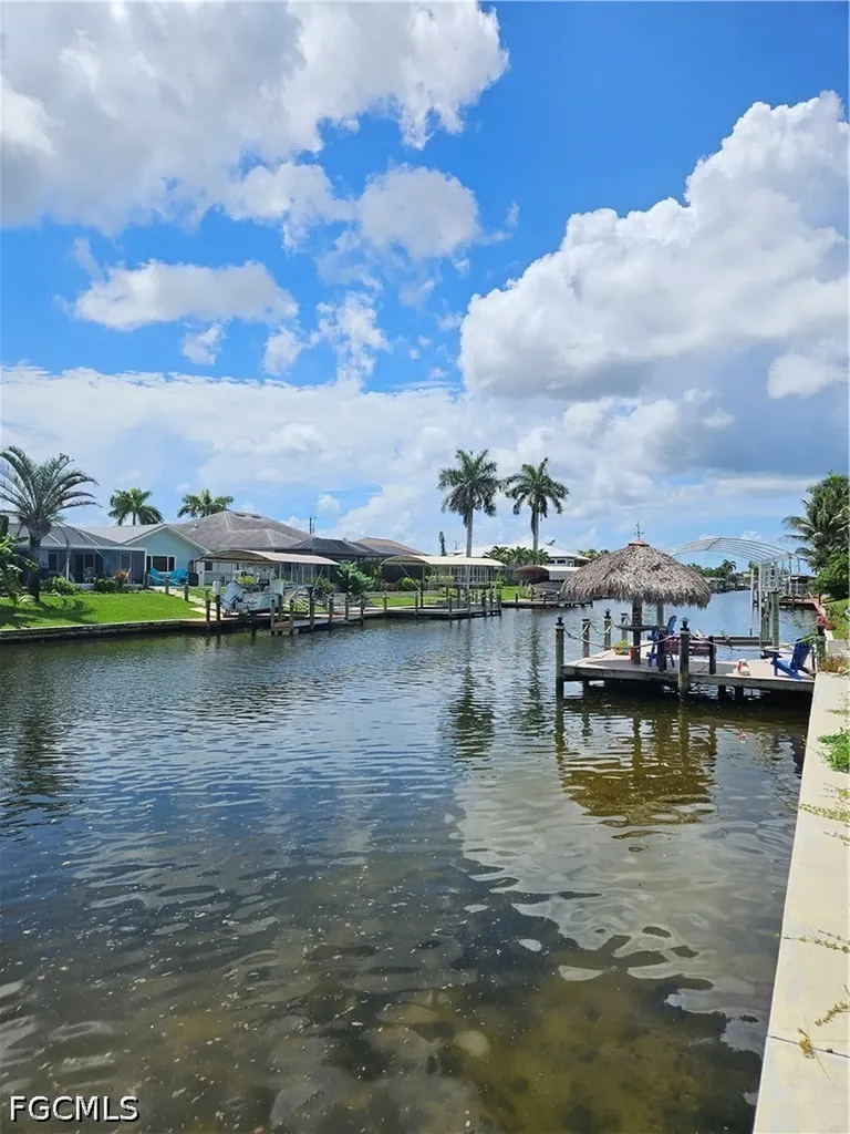 3535 SW 2nd Avenue Cape Coral FL 33914