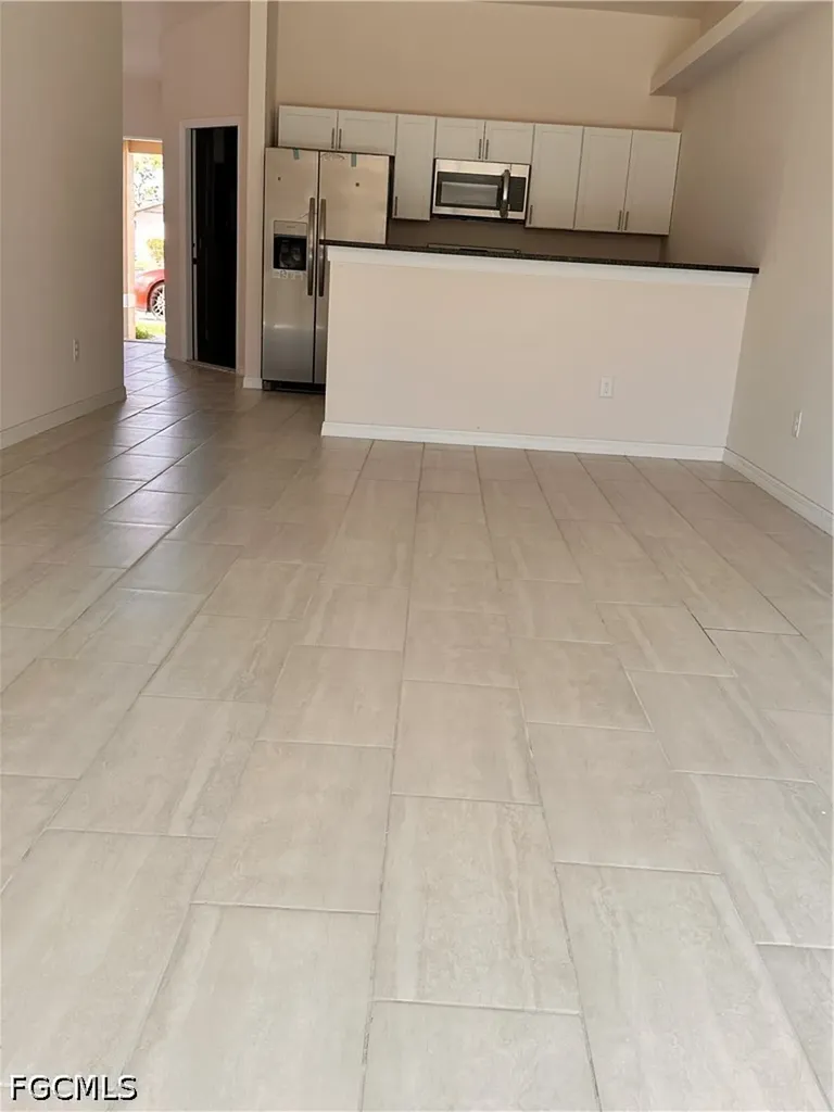 832 Gleason Parkway Cape Coral FL 33914