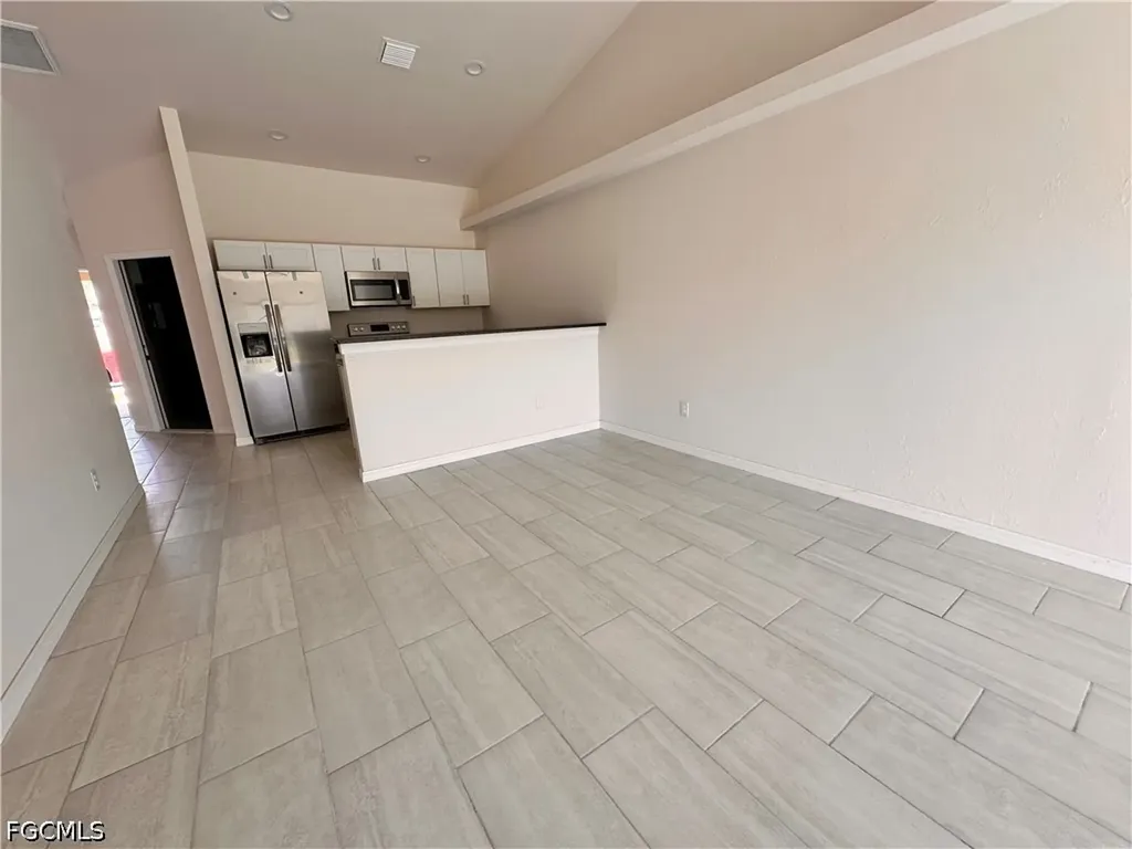 832 Gleason Parkway Cape Coral FL 33914