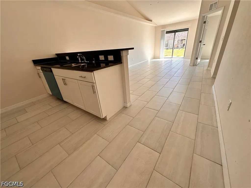 832 Gleason Parkway Cape Coral FL 33914