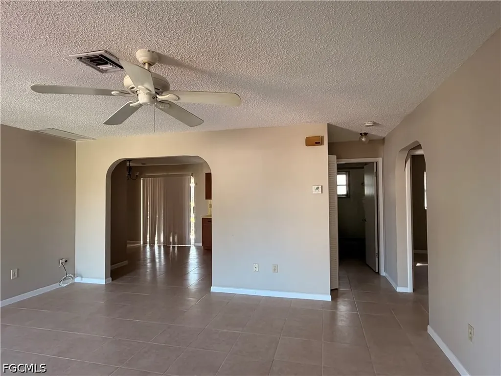 18433 Iris Road Fort Myers FL 33967