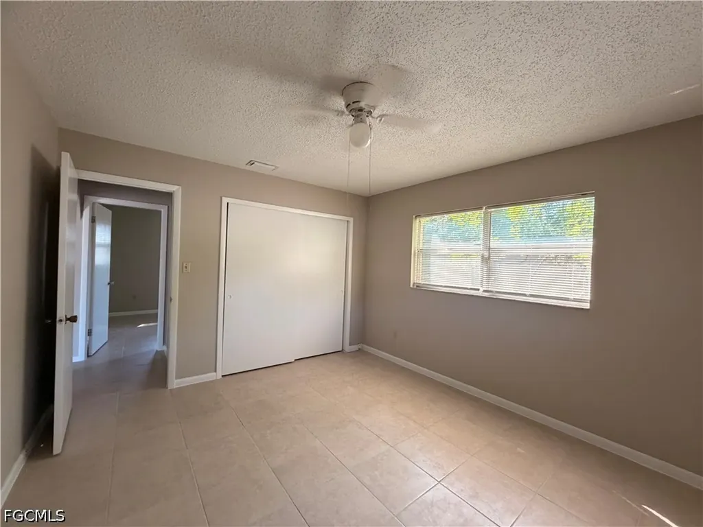 18433 Iris Road Fort Myers FL 33967