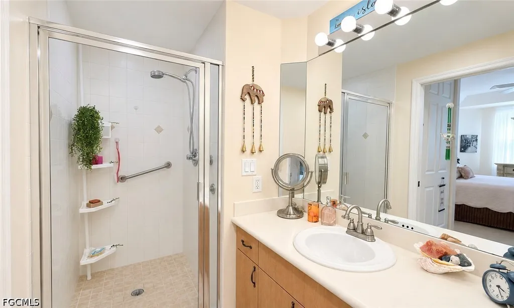 1133 Van Loon Commons Circle Cape Coral FL 33909