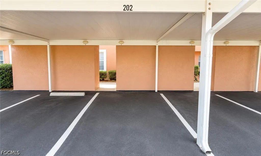 1133 Van Loon Commons Circle Cape Coral FL 33909