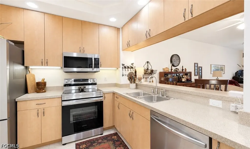 1133 Van Loon Commons Circle Cape Coral FL 33909